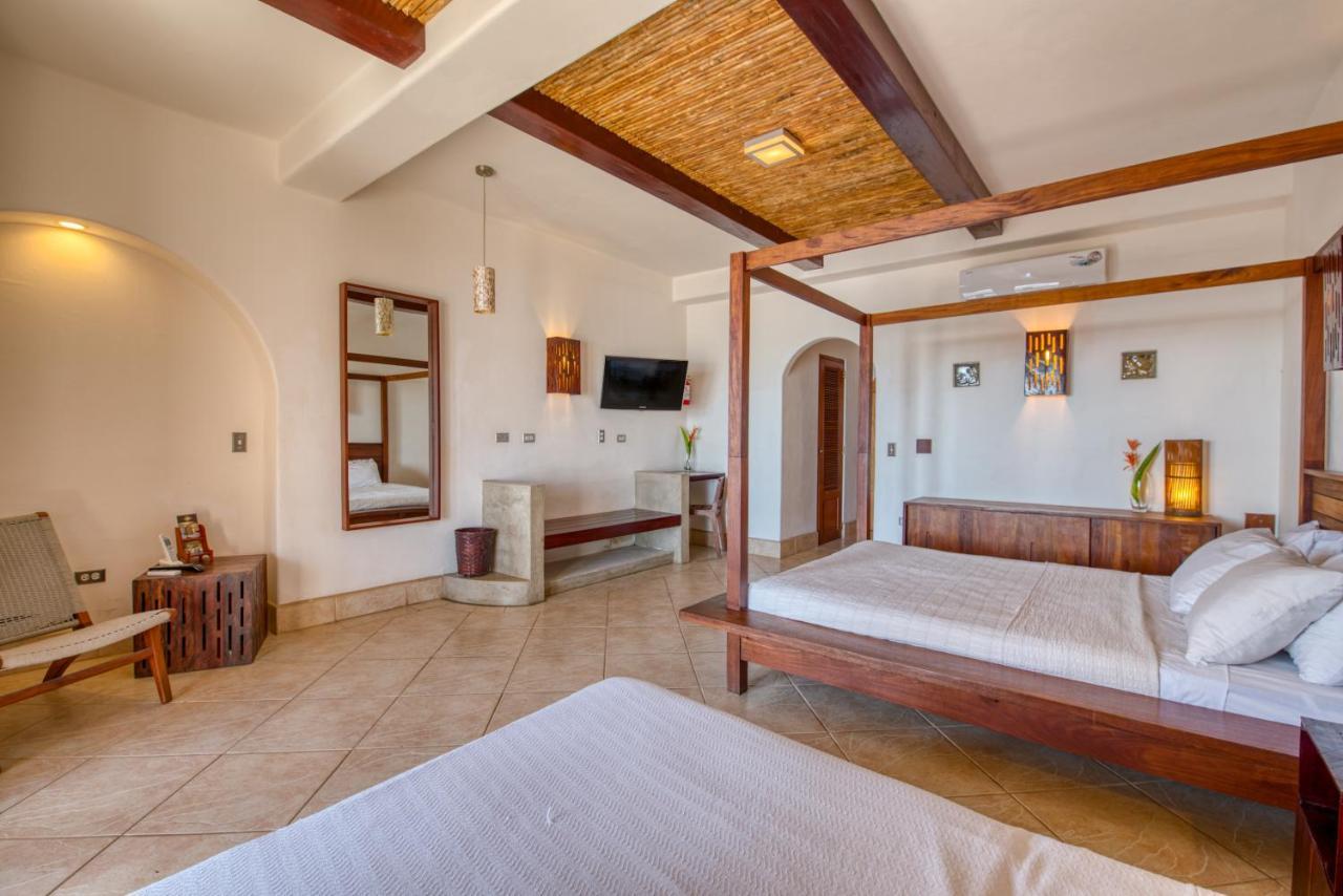 Hotel Alcazar ซานฮวนเดลซูร์ ภายนอก รูปภาพ